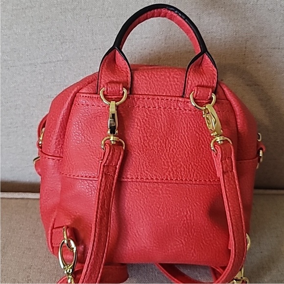Steve Madden Erin Red Pebbled Leather backpack - Picture 4 of 11
